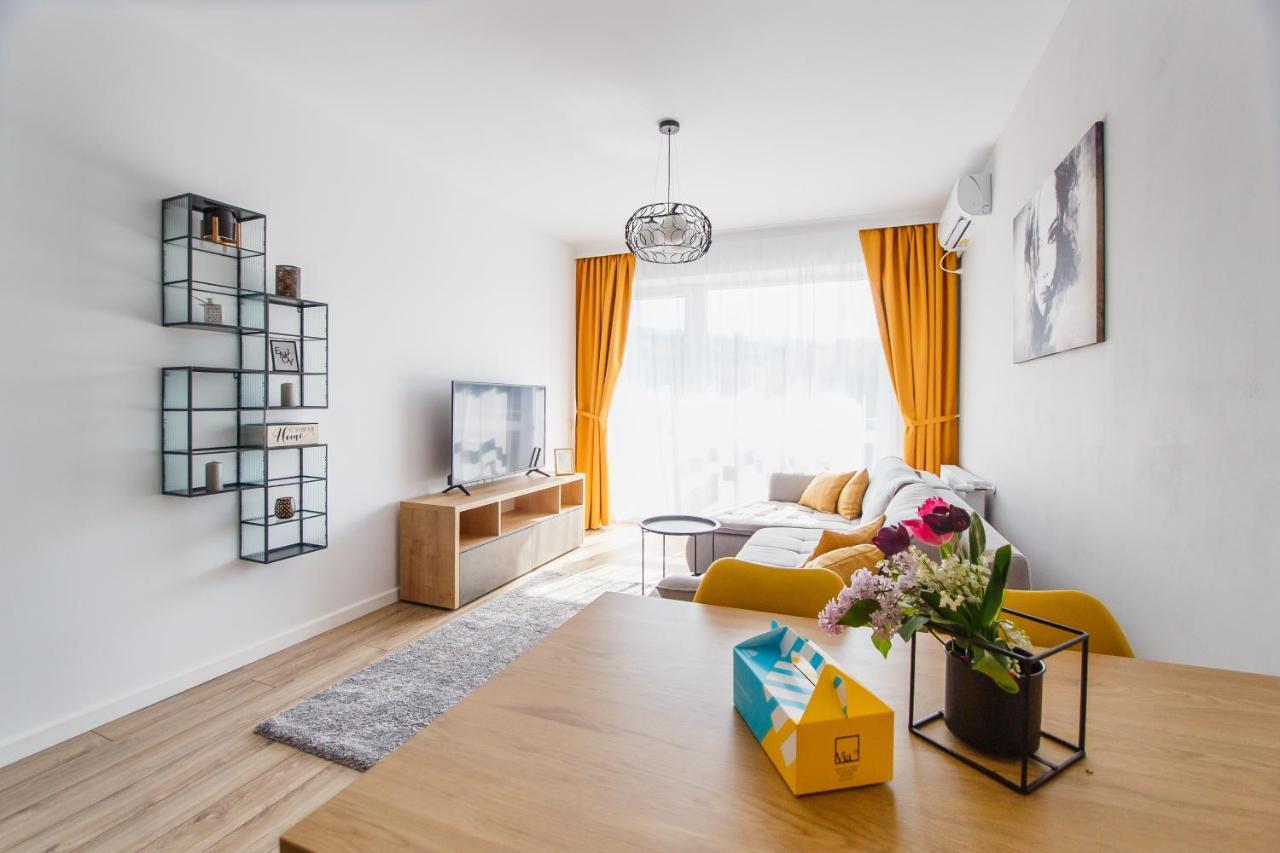 Gorgeous Home At Prima Universitatii オラデア エクステリア 写真