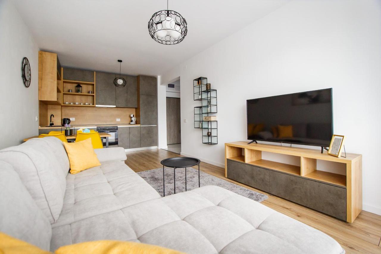 Gorgeous Home At Prima Universitatii オラデア エクステリア 写真