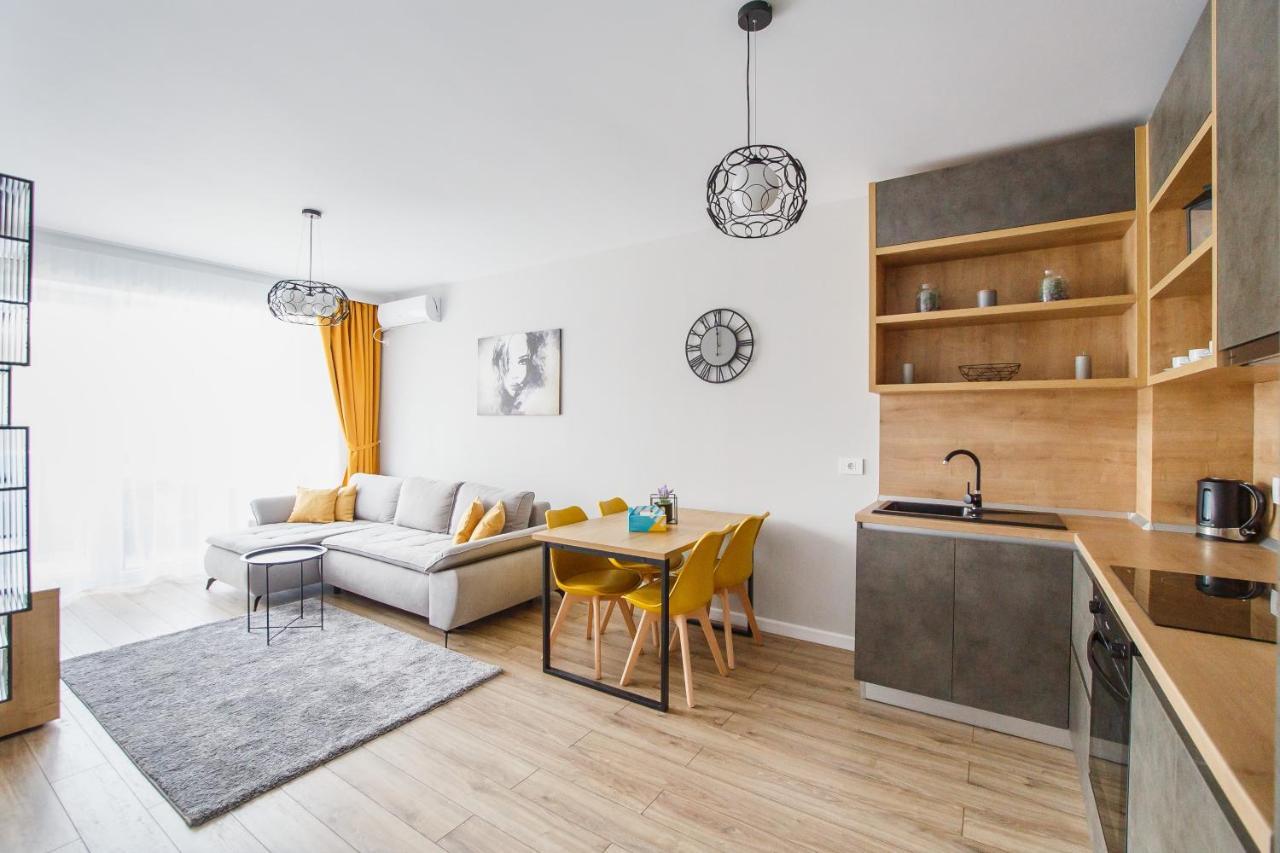 Gorgeous Home At Prima Universitatii オラデア エクステリア 写真